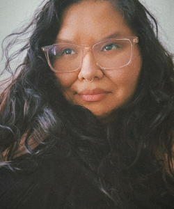 Lydia Grey at APClips.com