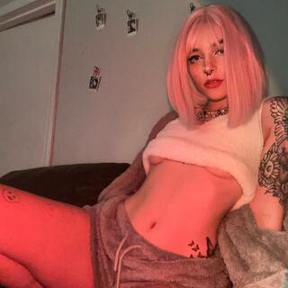 Mac Noemi photo