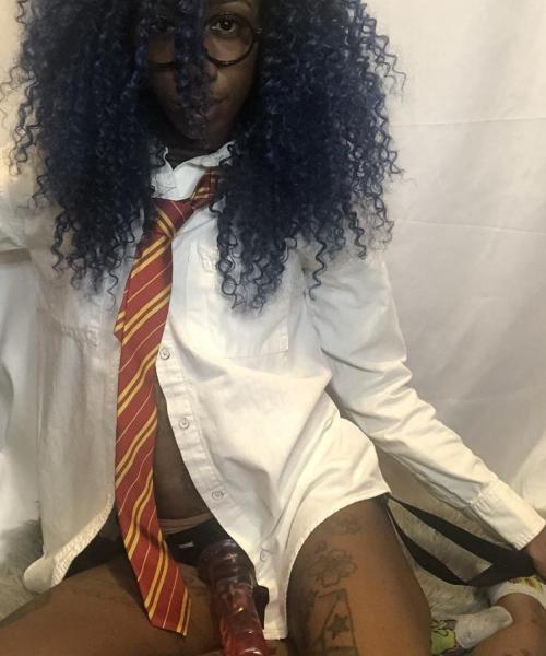 MadameKINKyKay contest photo