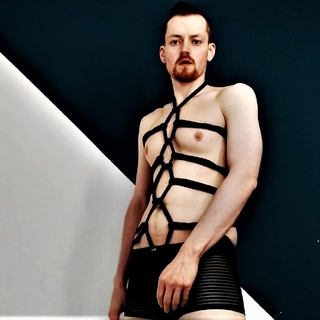 Rope Tying and Shibari photo gallery by Mauve Eagle