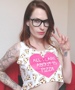 Mia Fox at APClips.com