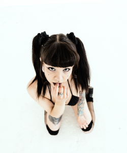 SalemGrey at APClips.com