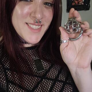 MissFreudianSlit photo