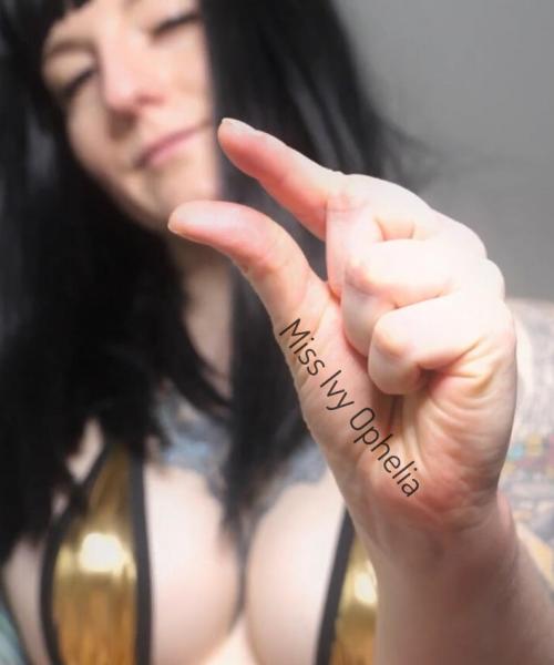 Miss Ivy Ophelia contest photo