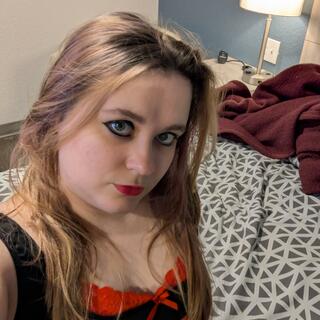 Mistress Annaliease photo