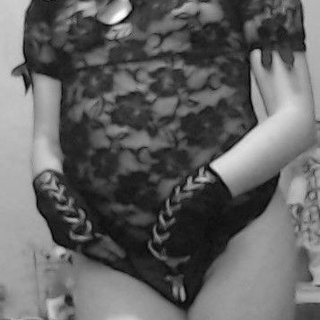 Burlesque Goth Girl photo gallery by Mistress Annaliease