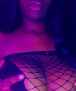 Chocolatedollxo at APClips.com