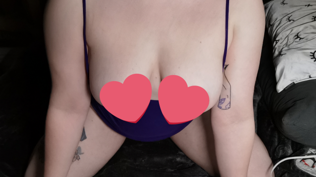 Deep throat fail video from Molly Parton