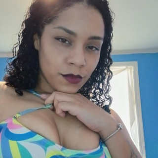 Mesmerelda Santos