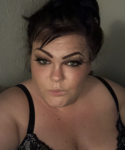 HaleyHendrix-xo at APClips.com