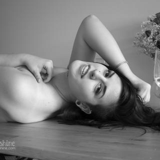 Nicki Sunshine photo