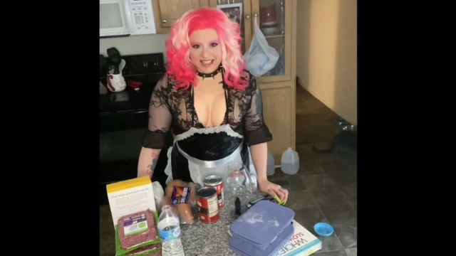 bimbo cooking: chili and chill video from Nicky Thembo