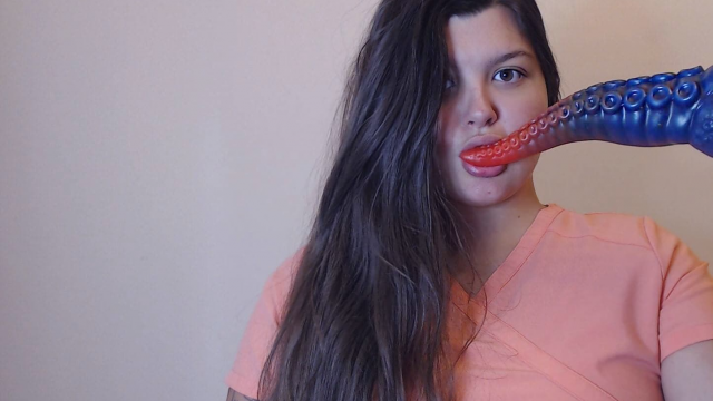 Scientist Fucks Tentacle Specimen video from Nicoleroguexx