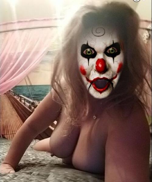 Nikki Holland contest photo