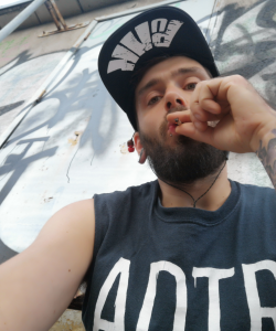 Ozzie Baker at APClips.com