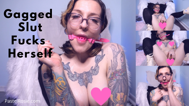 Gagged Slut Fucks Herself