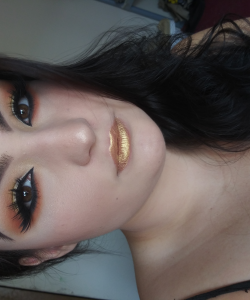 PawgPucker at APClips.com