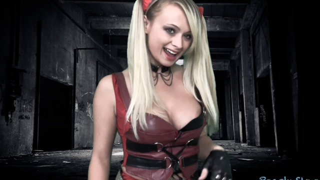 Fucking Harley Quinn video from PeachySkye