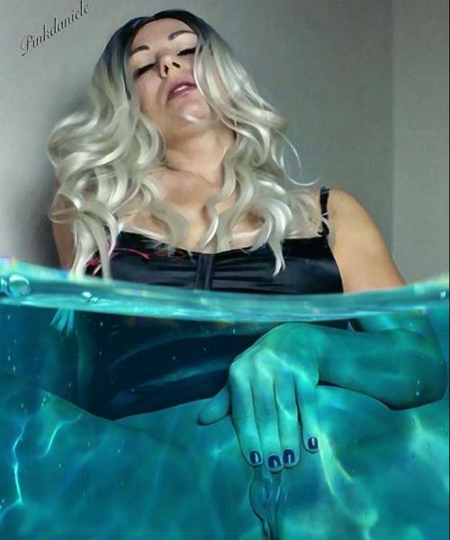 Pinkdaniele contest photo