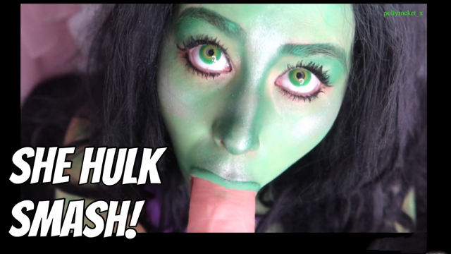 INCREDIBLE HULK SMASH COSPLAY video from Lululemxn