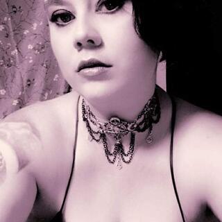 Pretty Lavinia photo