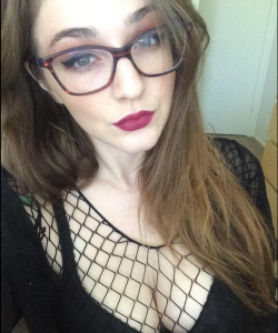 Princess Anasia at APClips.com