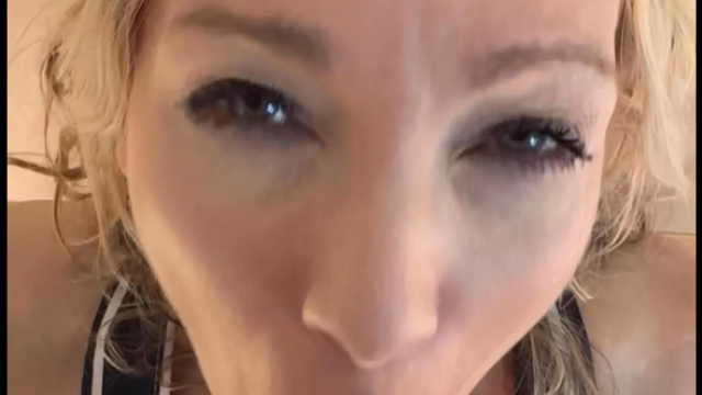 Blowjob in the kitchen video from Princess Anna