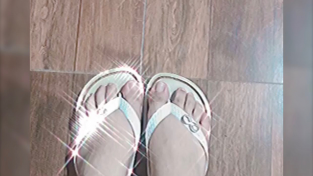 Short Feet Worship video from Queen Sunnie