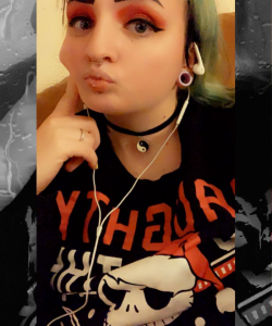 Raven Cox at APClips.com