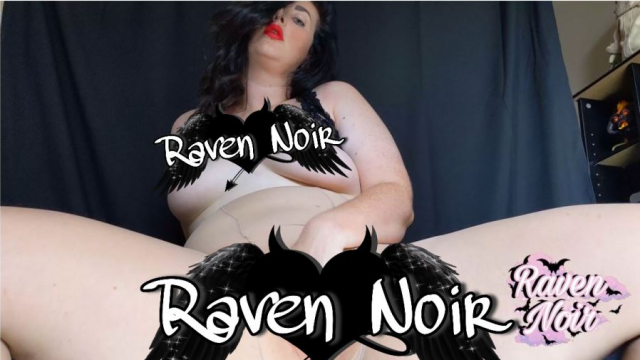 Nude Pantyhose Destruction and Cum video from Raven Noir