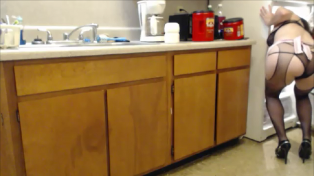 Domestic Training in Heels video from Lillian Isley