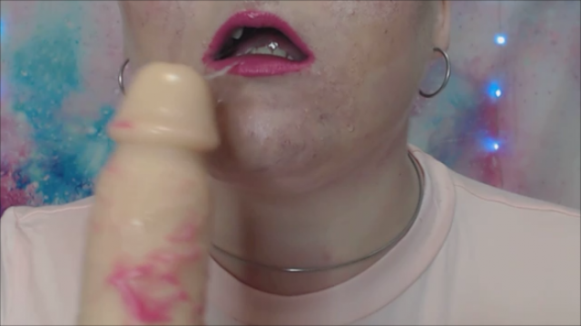 Pinkalicious Lips video from Lillian Isley