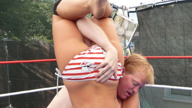 A PAINFUL LESSON - Onyx vs Duncan video from WORLD WIDE MIXED WRESTLING