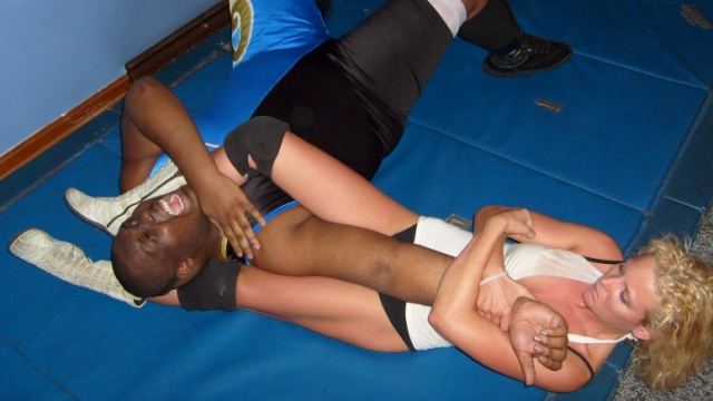 AMERICANS ARE FAT! Suicide Irene vs the Gangsta video from WORLD WIDE MIXED WRESTLING