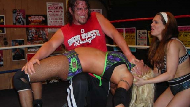 FROM THE KITCHEN TO THE WRESTLING RING: A BATTLE OF THE SEXES - Bobcat vs Chance video from WORLD WIDE MIXED WRESTLING