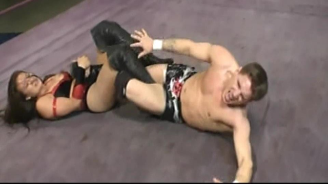 PRO WOMEN LOVE TO FIGURE 4 MALE OPPONENTS - Volume 6 video from WORLD WIDE MIXED WRESTLING