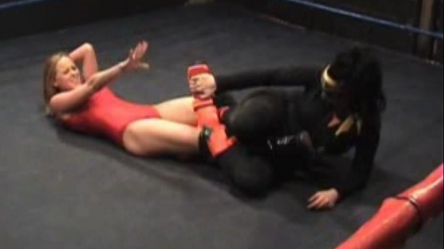 Stretched Out - Lollipop vs Black Demon video from RING WOMEN VIDEO