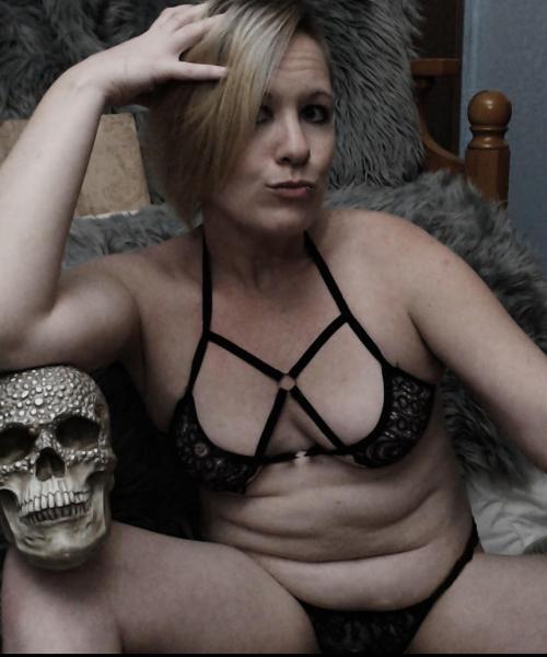 Rogan Damiana contest photo