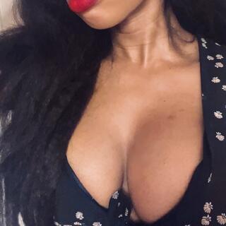 Rose Lips CFNM photo