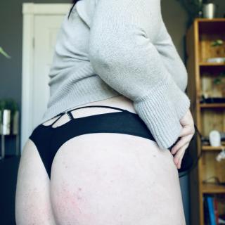 New panties beens I had to take new booty pics photo gallery by Malory