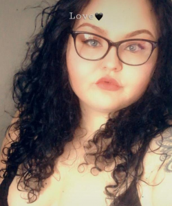 Rosie at APClips.com