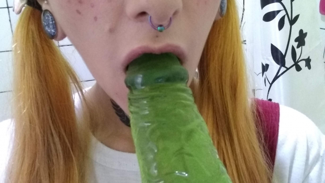 Cute sloppy blowjob video from SamaraxMorgan