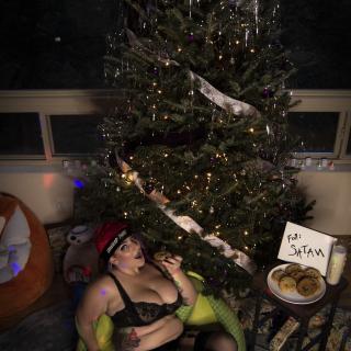 XXXmas Milk & Cookies photo gallery by Tequila