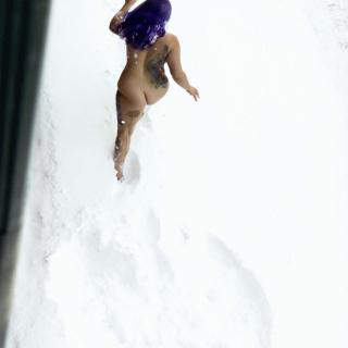 Naked Snow Angel photo gallery by Tequila