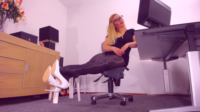 616. White stiletto heels dangling, MILF secretary in black pantyhose, classy (classic) shiny nylon fetish, shiny pantyhose, thick legs, blonde in eye glasses, office fantasy play. video from SexyTeacher