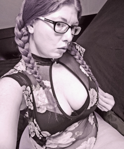 Scarlett Jade at APClips.com