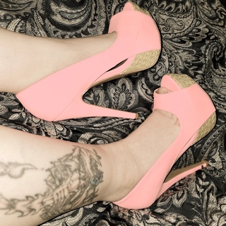 New Heels! photo gallery by Scarlett Jade