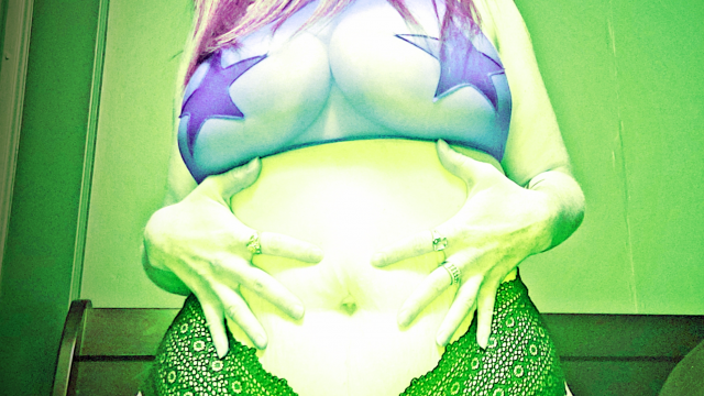 Squirting On The Way To Dinner video from