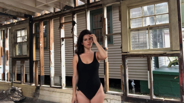 Outdoor Hair Fetish video from Sally Smiles