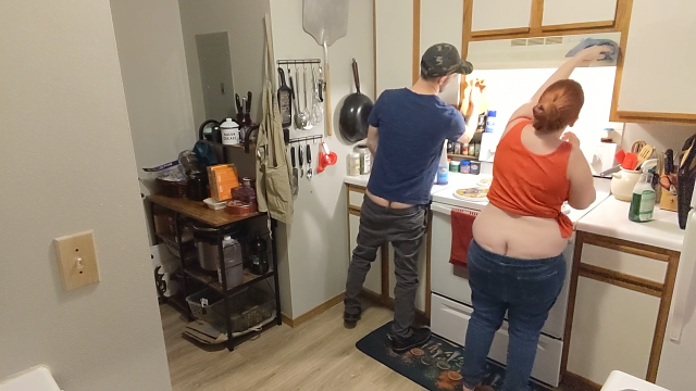 Couple's Buttcracks Exposed Cleaning Kitchen Cabinets video from SinSpice